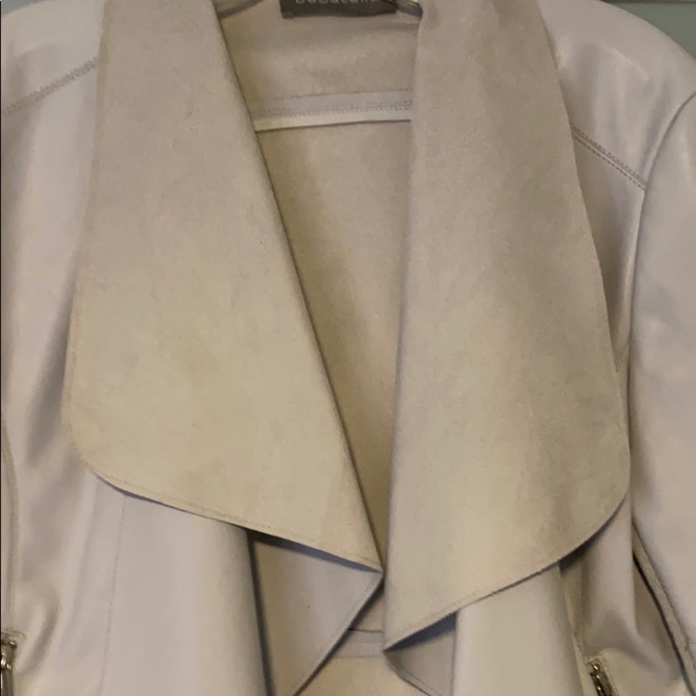 Jacket - Picture 3 of 5